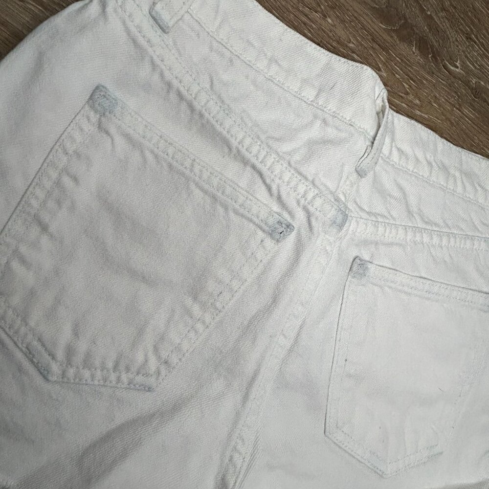 Distressed High Waisted Short - Picture 8 of 8